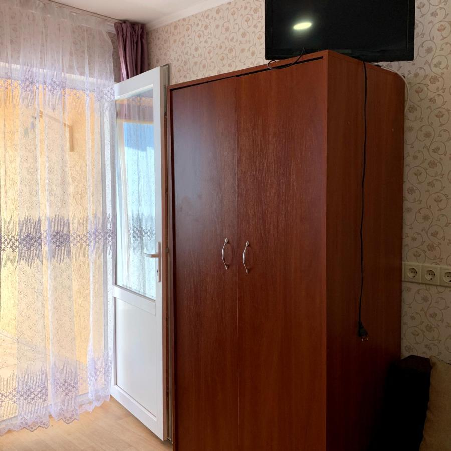 Guest House Santin Chornomorsk Ngoại thất bức ảnh