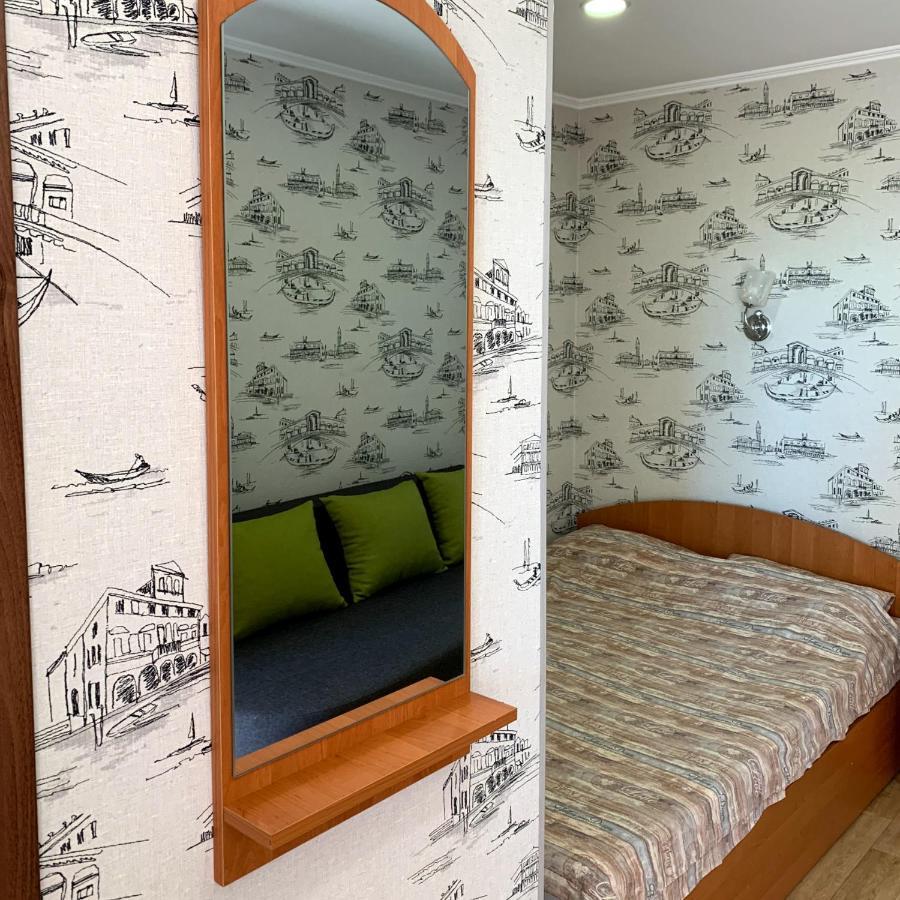 Guest House Santin Chornomorsk Ngoại thất bức ảnh