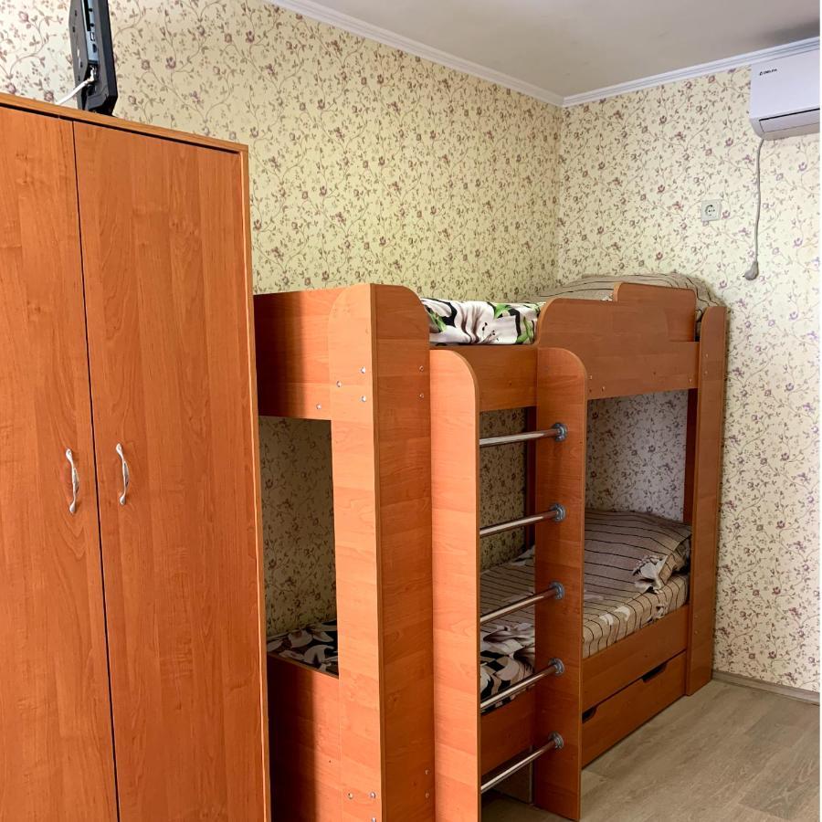 Guest House Santin Chornomorsk Ngoại thất bức ảnh