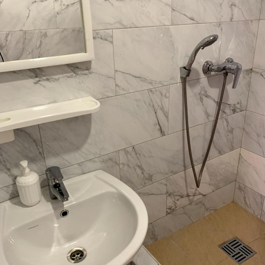 Guest House Santin Chornomorsk Ngoại thất bức ảnh